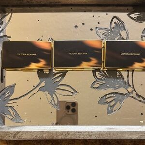 Victoria Beckham Beauty  eyeshadow wardrobes